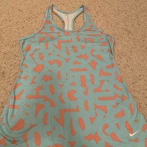 Nike Dri-fit Very Comfortable Tank Top Women’s Medium